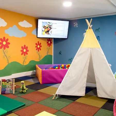 Hilton Mallorca Galatzo Otel 5*