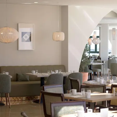Hilton Mallorca Galatzo Отель