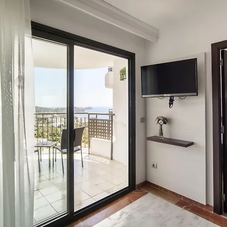 Hilton Mallorca Galatzo ホテル