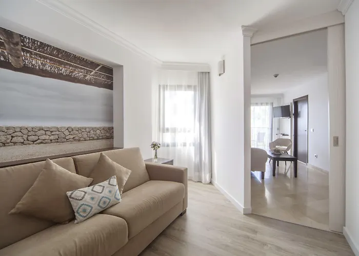 Hilton Mallorca Galatzo Hotel