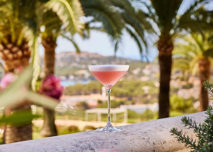 Hilton Mallorca Galatzo 5* Peguera